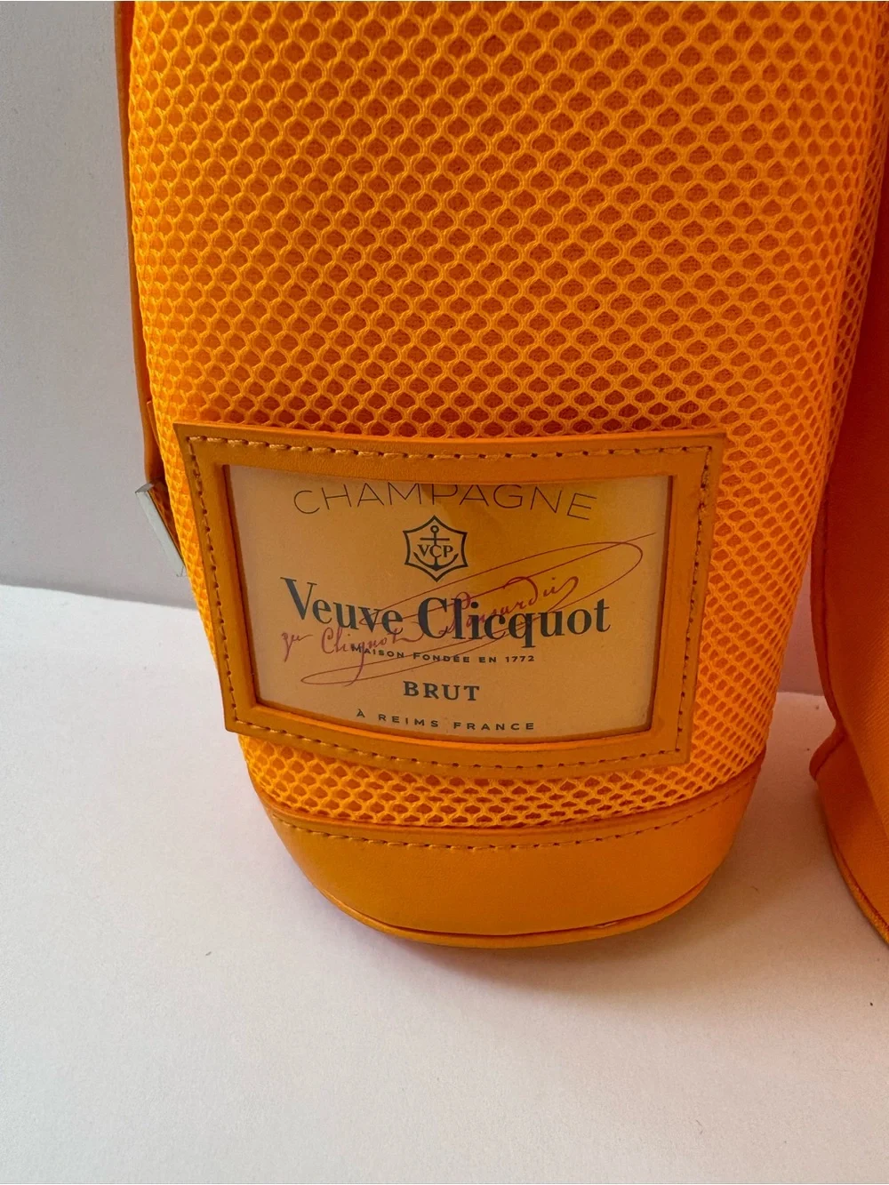 Veuve Clicquot Lot Of 2 Brut Champagne Insulated Bottle Gift Travel Bag Decor